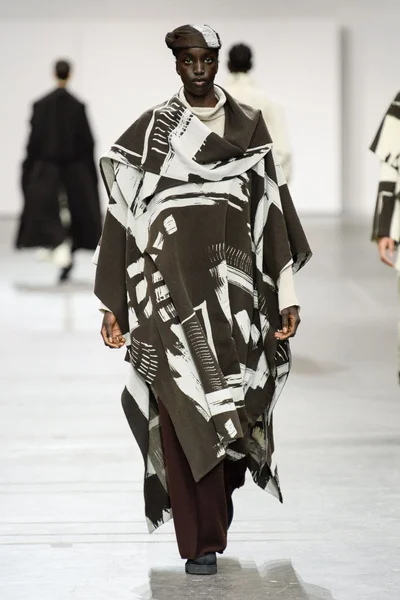 Look 36